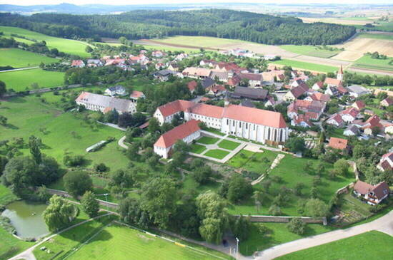 Zisterzienserinnenkloster Mariä Himmelfahrt zu Kirchheim